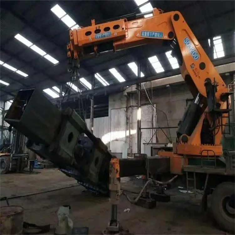 封开130吨折臂吊车出租吊机租赁附近电话